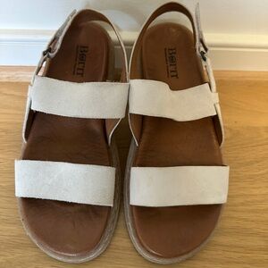 Born Women's Sandals - Cream and Brown